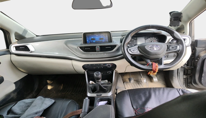 2022 Tata ALTROZ XZ PETROL, Petrol, Manual, 1,31,131 km, interior