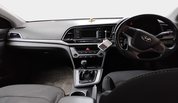 2017 Hyundai New Elantra 2.0 S PETROL, Petrol, Manual, 1,35,295 km, interior
