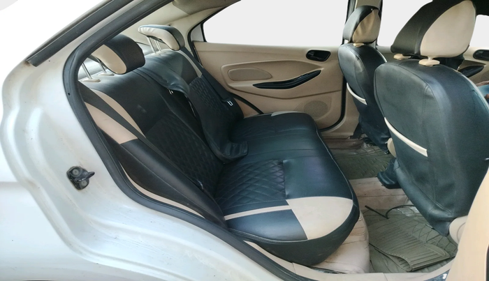 2016 Ford Figo Aspire TREND 1.2 PETROL, Petrol, Manual, 1,02,966 km, interior
