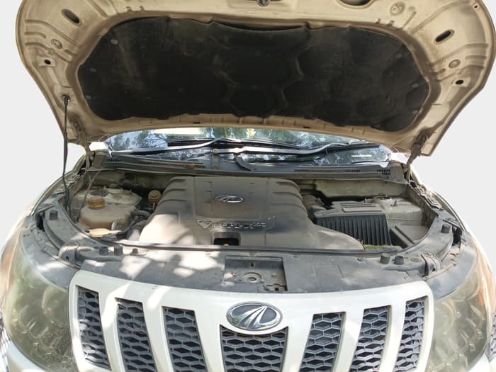 2012 Mahindra XUV500 W8, Diesel, Manual, 1,51,381 km, exterior