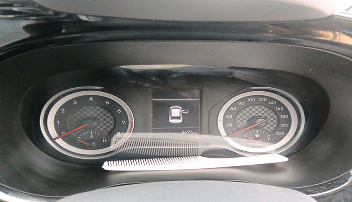 2023 Hyundai GRAND I10 NIOS SPORTZ AMT 1.2 KAPPA VTVT, Petrol, Automatic, 3,696 km, interior