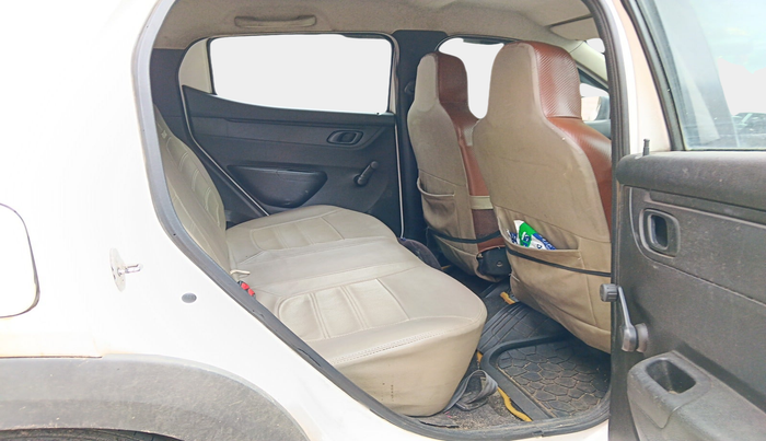 2017 Renault Kwid RXT 0.8, Petrol, Manual, 90,852 km, interior