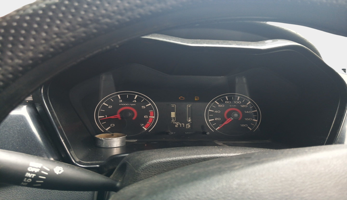 2018 Mahindra KUV 100 NXT K2 P 6 STR, Petrol, Manual, 27,730 km, interior