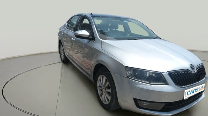 2015 Skoda Octavia ELEGANCE 2.0 TDI AT, Diesel, Automatic, 1,33,689 km, exterior