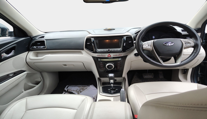 2021 Mahindra XUV300 W8 (O) 1.2 PETROL AMT, Petrol, Automatic, 49,203 km, interior