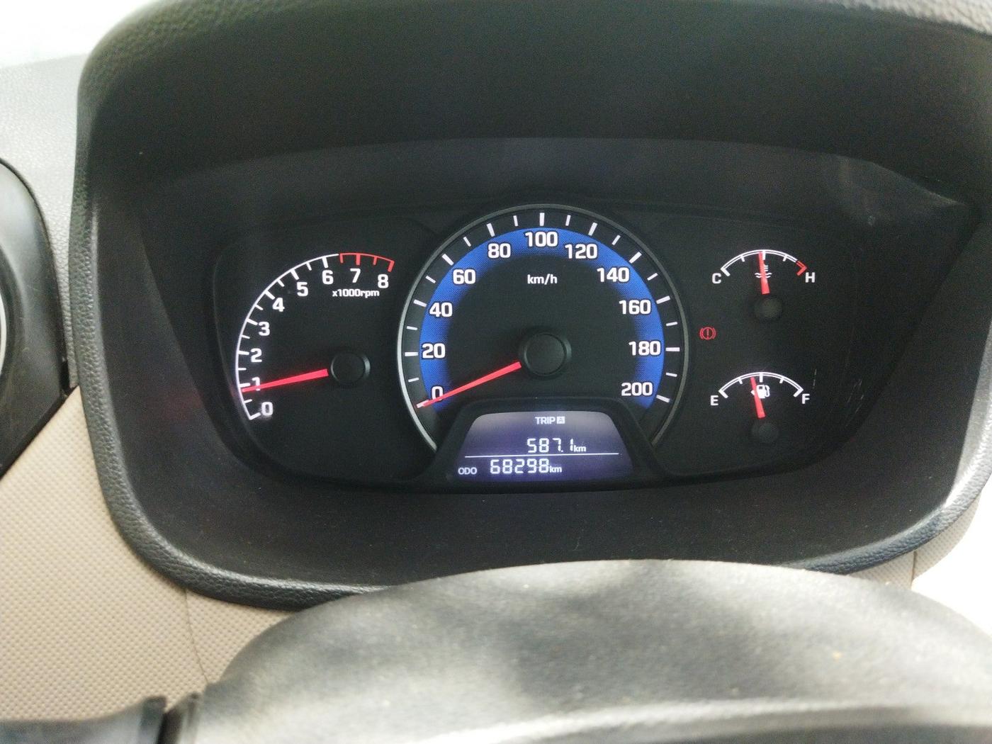 2014 Hyundai Xcent S (O) 1.2, Petrol, Manual, 68,298 km, interior