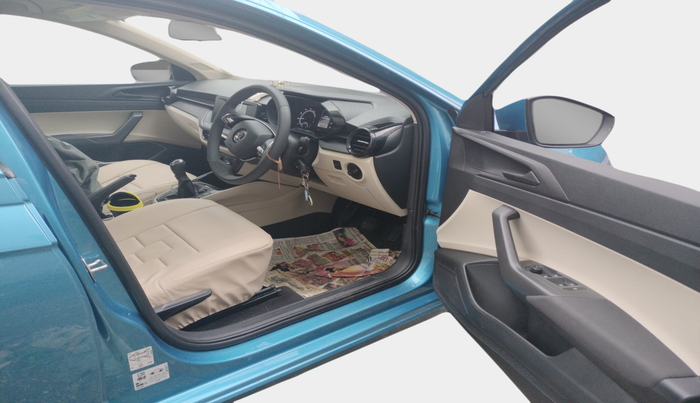2023 Skoda SLAVIA ACTIVE 1.0L TSI MT, Petrol, Manual, 7,168 km, interior