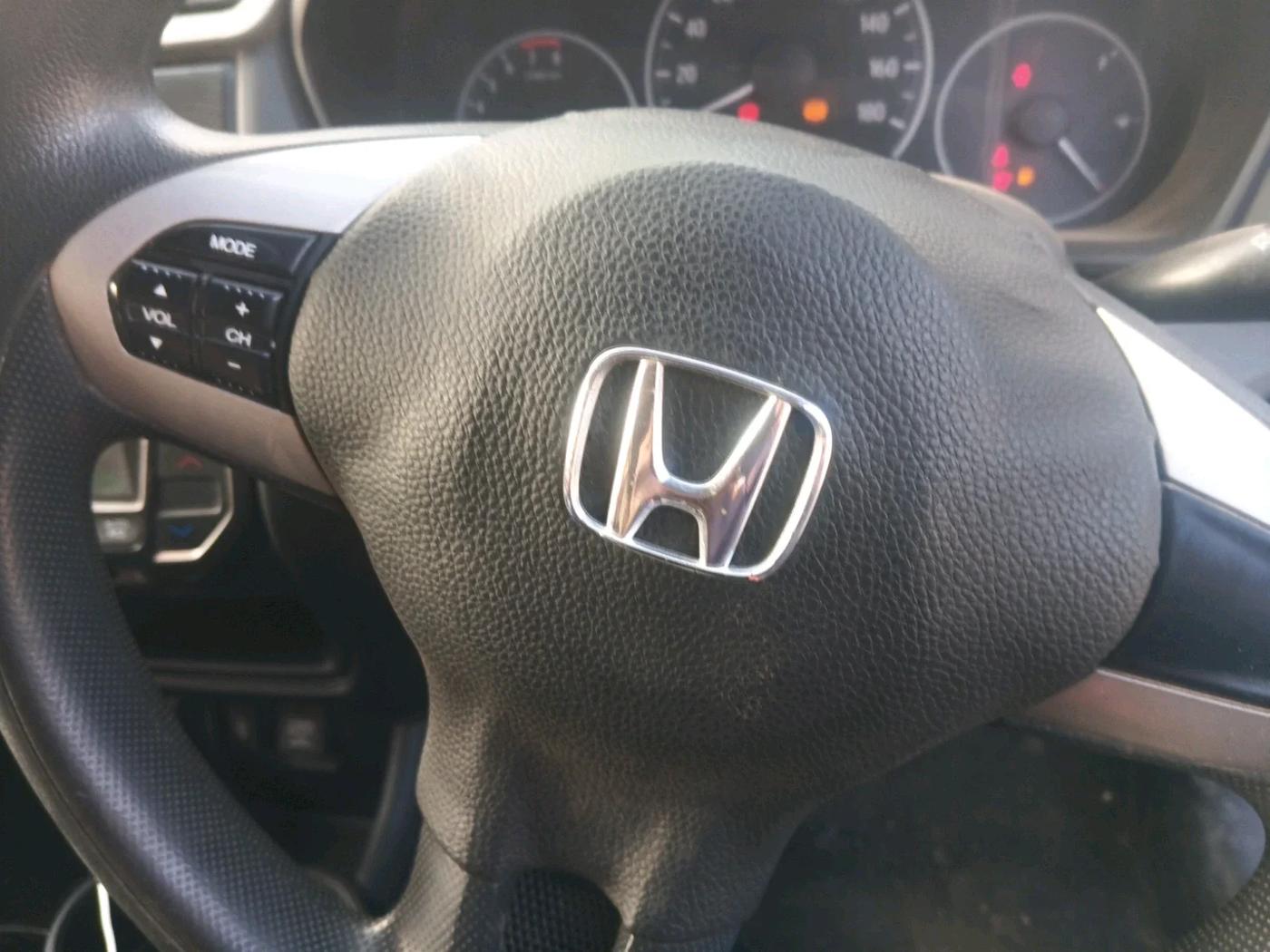 2018 Honda BR-V 1.5L I-VTEC S, Petrol, Manual, 1,06,217 km, interior