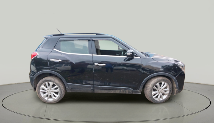 2021 Mahindra XUV300 W8 1.2 PETROL, Petrol, Manual, 10,779 km, exterior