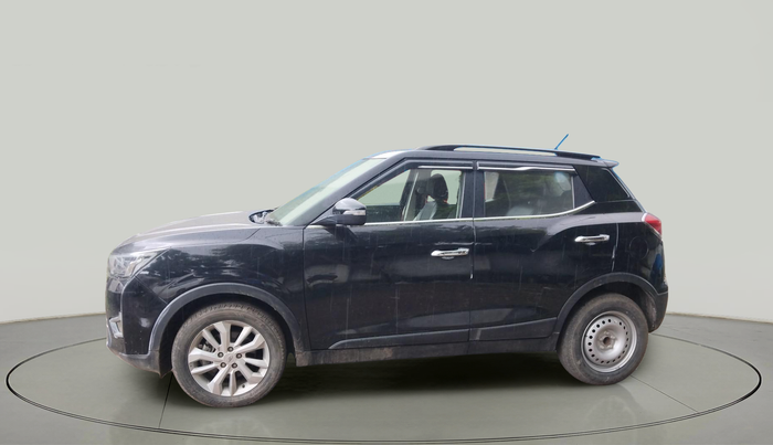 2021 Mahindra XUV300 W8 1.2 PETROL, Petrol, Manual, 10,779 km, exterior