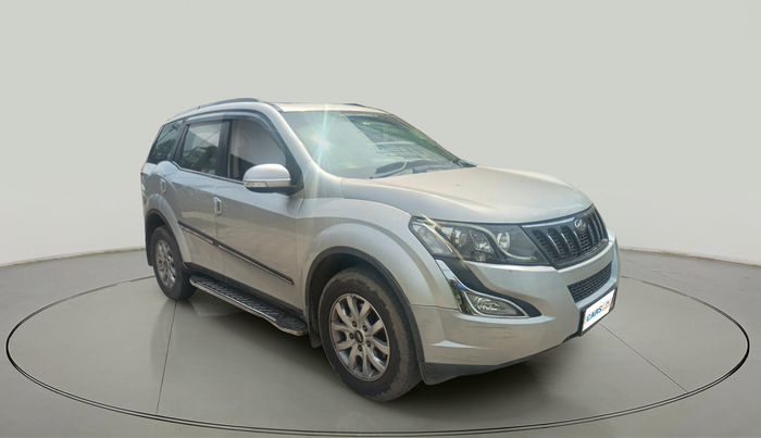 2017 Mahindra XUV500 W10 1.99, Diesel, Manual, 71,432 km, exterior