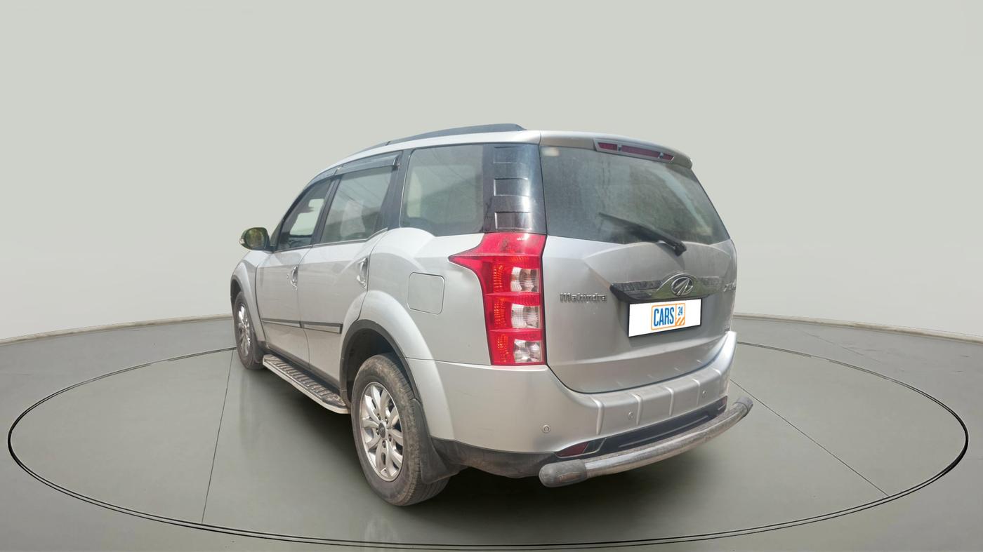 2017 Mahindra XUV500 W10 1.99, Diesel, Manual, 71,432 km, exterior