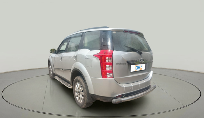 2017 Mahindra XUV500 W10 1.99, Diesel, Manual, 71,432 km, exterior