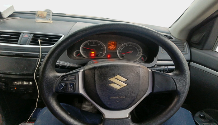 2013 Maruti Swift ZDI, Diesel, Manual, 1,78,287 km, interior