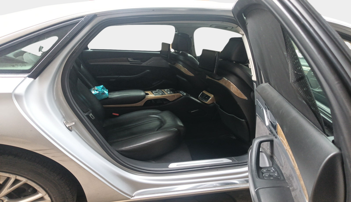 2012 Audi A8L 3.0 TDI quattro, Diesel, Automatic, 96,434 km, interior
