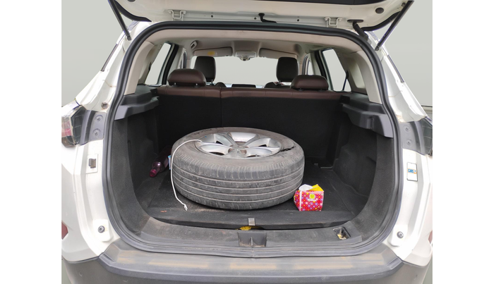 2019 Tata Harrier XZ 2.0L, Diesel, Manual, 1,33,477 km, exterior