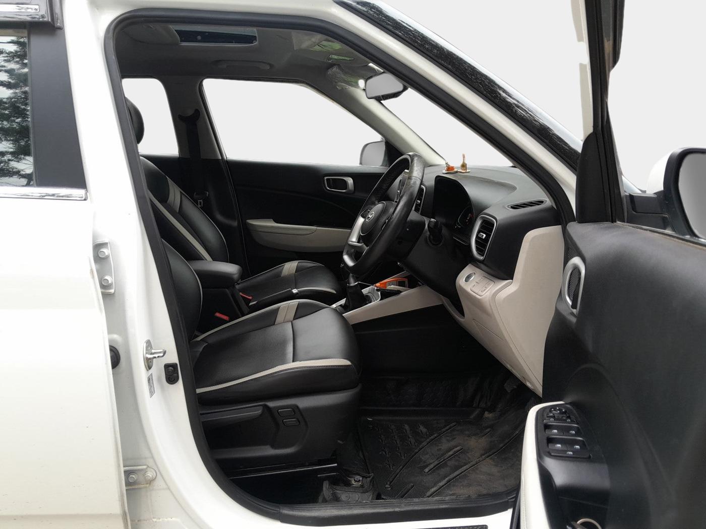 2023 Hyundai VENUE SX (O) 1.5 CRDI, Diesel, Manual, 56,191 km, interior
