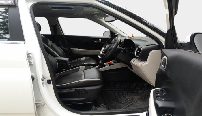2023 Hyundai VENUE SX (O) 1.5 CRDI, Diesel, Manual, 56,191 km, interior
