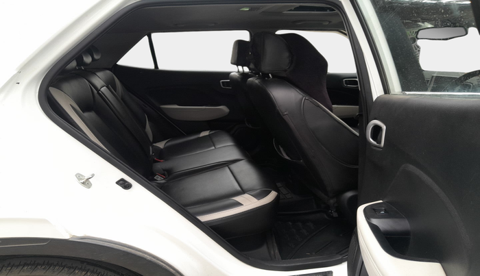 2023 Hyundai VENUE SX (O) 1.5 CRDI, Diesel, Manual, 56,191 km, interior