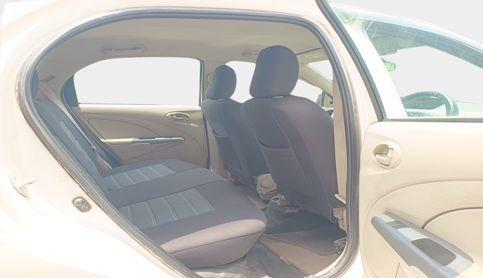 2015 Toyota Etios G, Petrol, Manual, 40,104 km, interior
