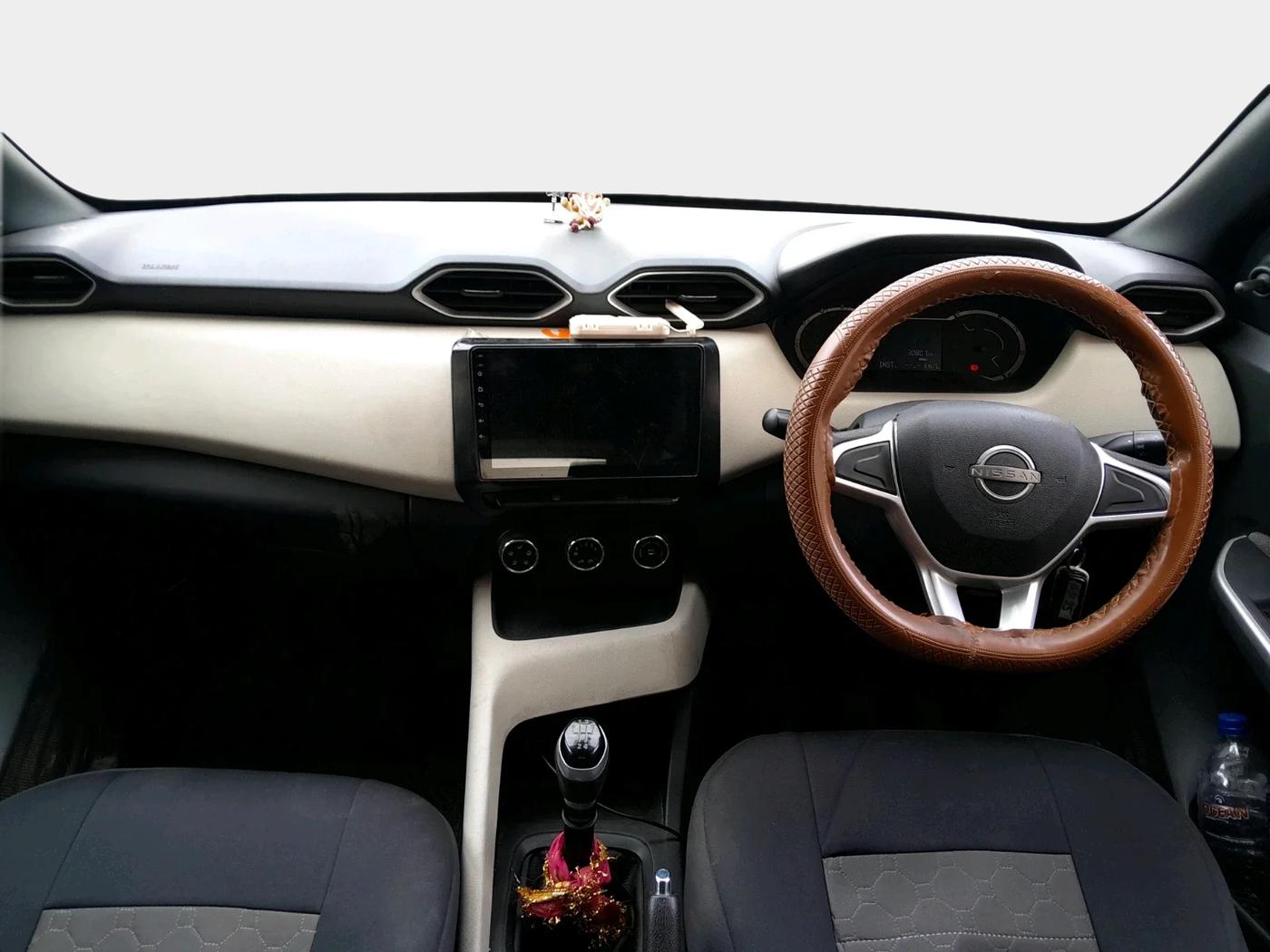2023 Nissan MAGNITE XE, Petrol, Manual, 30,807 km, interior