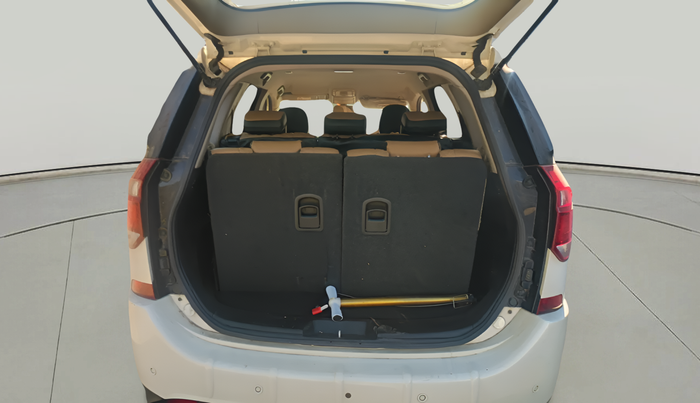 2020 Mahindra XUV500 W7, Diesel, Manual, 48,349 km, exterior