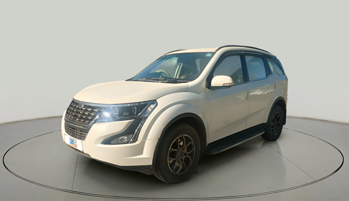 2020 Mahindra XUV500 W7, Diesel, Manual, 48,349 km, exterior
