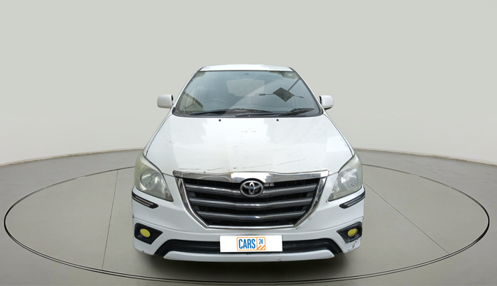 2013 Toyota Innova 2.5 GX 8 STR, Diesel, Manual, 2,11,955 km, exterior