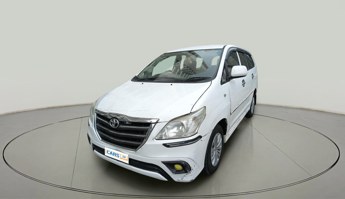 2013 Toyota Innova 2.5 GX 8 STR, Diesel, Manual, 2,11,955 km, exterior