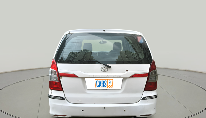 2013 Toyota Innova 2.5 GX 8 STR, Diesel, Manual, 2,11,955 km, exterior