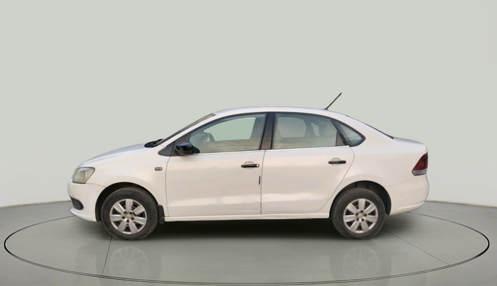 2012 Volkswagen Vento TRENDLINE 1.6, Petrol, Manual, 97,447 km, exterior