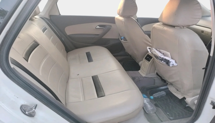 2012 Volkswagen Vento TRENDLINE 1.6, Petrol, Manual, 97,447 km, interior