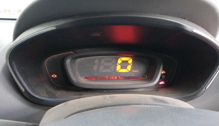 2016 Renault Kwid RXT 0.8, Petrol, Manual, 71,087 km, interior