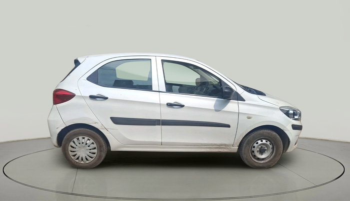 2016 Tata Tiago XE PETROL, Petrol, Manual, 31,885 km, exterior