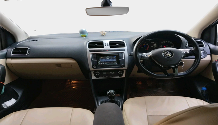 2016 Volkswagen Ameo HIGHLINE1.2L, Petrol, Manual, 57,527 km, interior