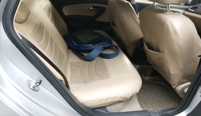 2016 Volkswagen Ameo HIGHLINE1.2L, Petrol, Manual, 57,527 km, interior