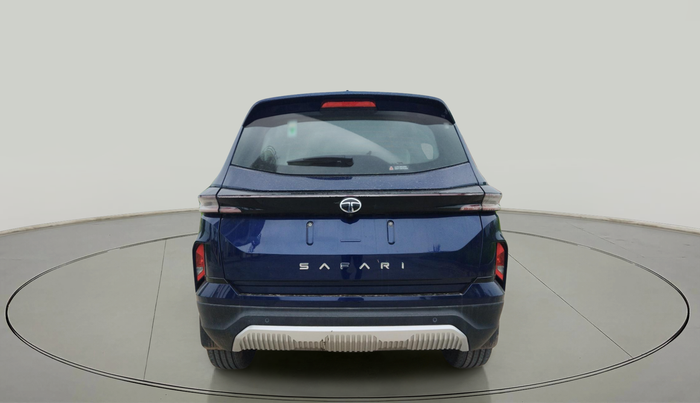 2024 Tata Safari ACCOMPLISHED PLUS 6 STR DUAL TONE, Diesel, Manual, 5,083 km, exterior