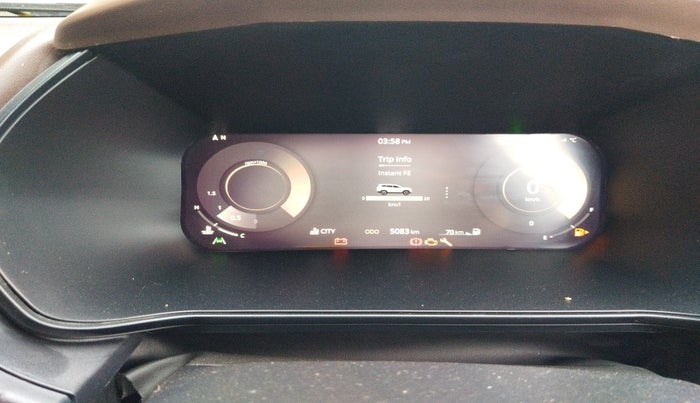 2024 Tata Safari ACCOMPLISHED PLUS 6 STR DUAL TONE, Diesel, Manual, 5,083 km, interior