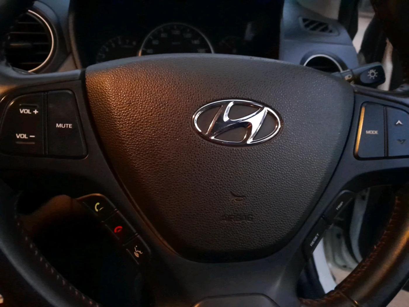 2019 Hyundai Grand i10 SPORTZ 1.2 KAPPA VTVT, CNG, Manual, 60,007 km, interior