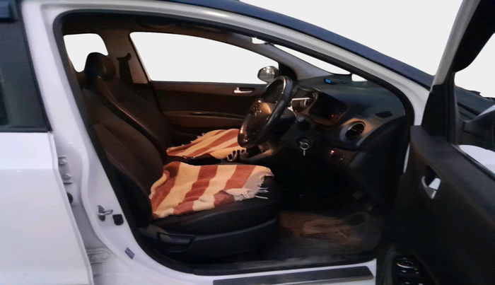 2019 Hyundai Grand i10 SPORTZ 1.2 KAPPA VTVT, Petrol, Manual, 60,007 km, interior