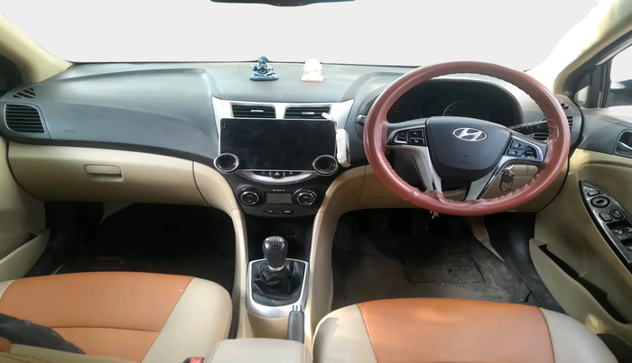 2014 Hyundai Verna FLUIDIC 1.6 CRDI SX, Diesel, Manual, 1,51,849 km, interior