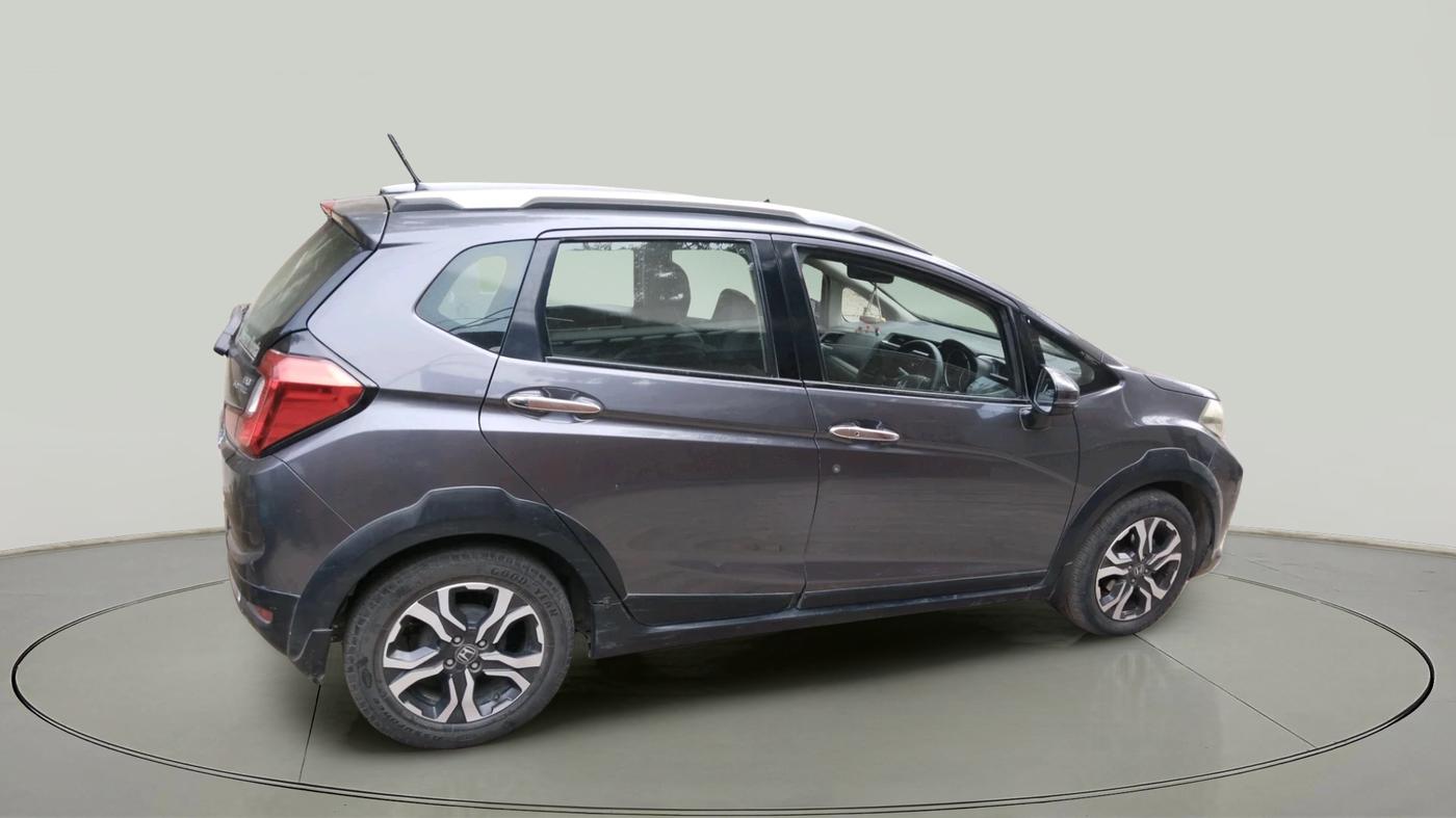 2017 Honda WR-V 1.5L I-DTEC VX MT, Diesel, Manual, 88,674 km, exterior
