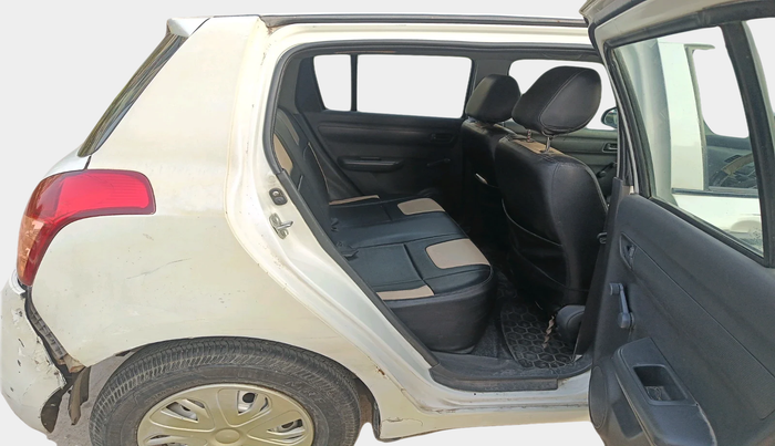 2010 Maruti Swift LXI 1.3, Petrol, Manual, 79,600 km, interior