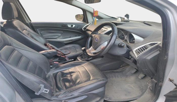 2014 Ford Ecosport TITANIUM 1.5L DIESEL, Diesel, Manual, 1,42,044 km, interior