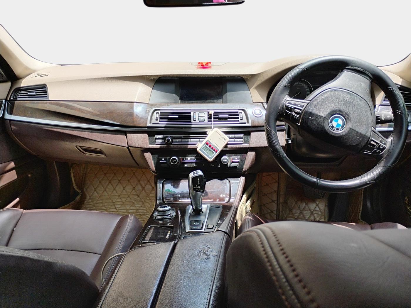 2010 BMW 5 Series 525D 2.0, Diesel, Automatic, 51,508 km, interior