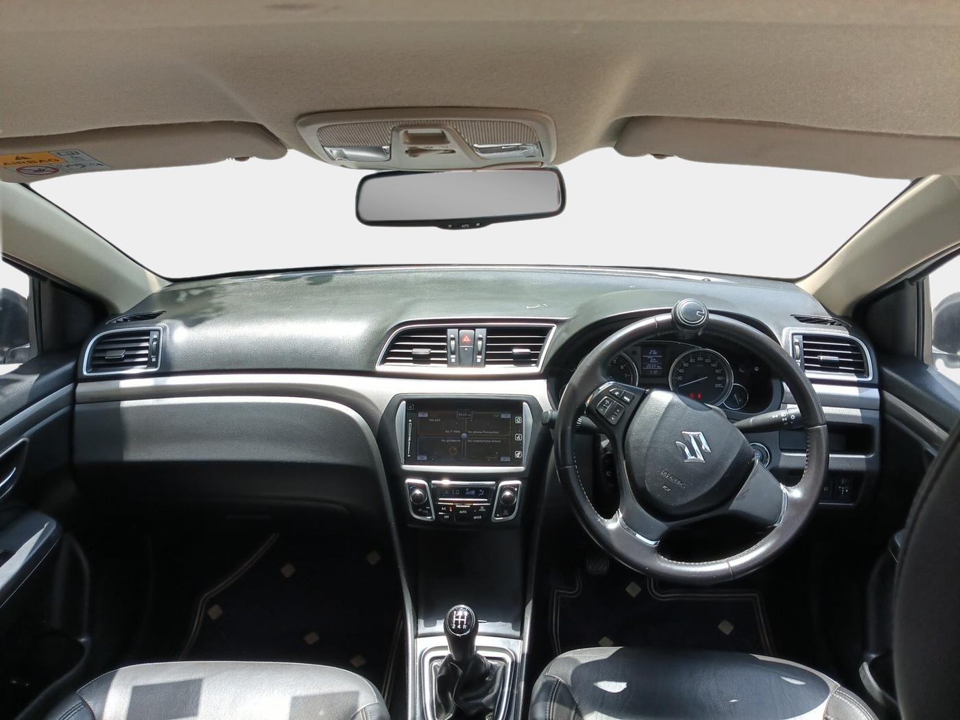 2017 Maruti Ciaz S 1.4 MT PETROL, Petrol, Manual, 20,333 km, interior