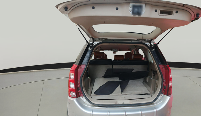 2015 Mahindra XUV500 W6, Diesel, Manual, 96,929 km, exterior