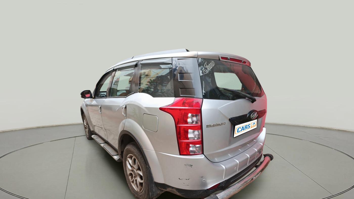 2015 Mahindra XUV500 W6, Diesel, Manual, 96,929 km, exterior