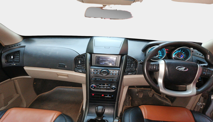2015 Mahindra XUV500 W6, Diesel, Manual, 96,929 km, interior