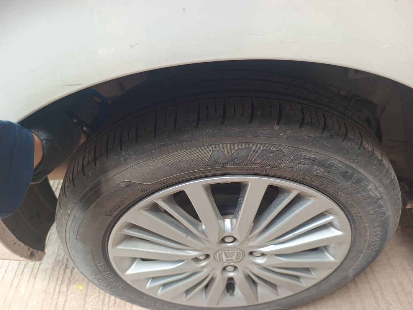 2022 Honda City 1.5L I-VTEC V MT 5TH GEN, Petrol, Manual, 30,029 km, tyre